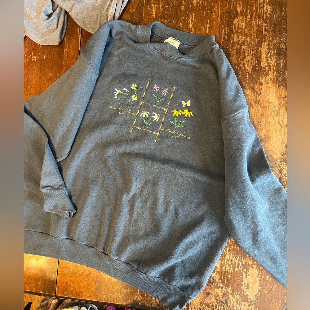 90s floral sweatshirt